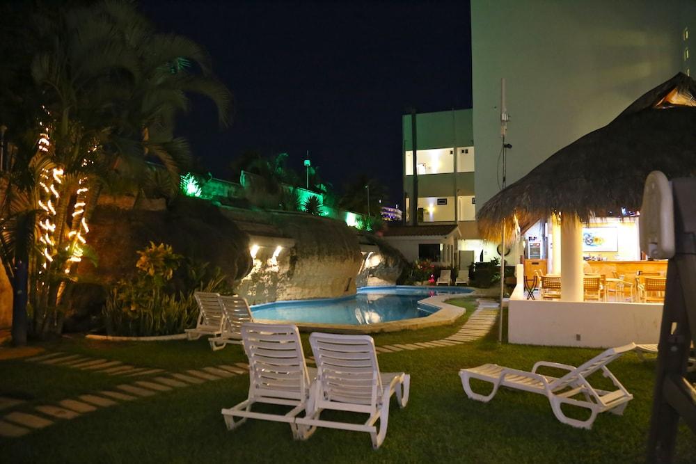 Hotel Alikar Santa Cruz Huatulco Bagian luar foto